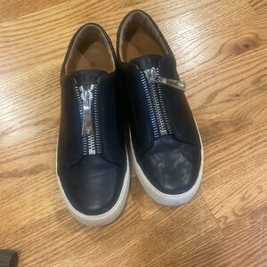 Frye Womens Lena Zip Low Black Polished Soft Full Grain Leather Sneaker Size 7.5